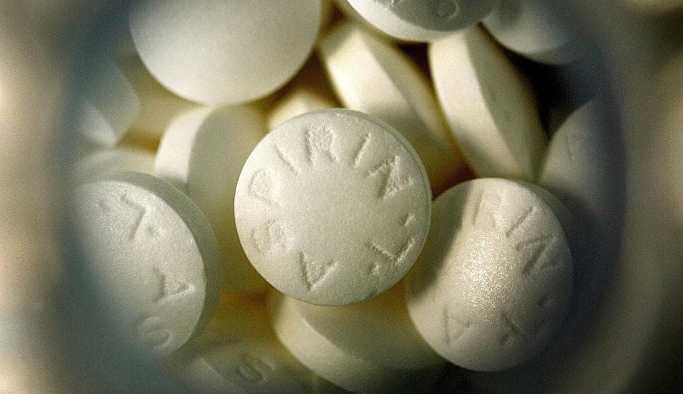 'Aspirinin 70 yaş üstündekilere yarardan çok zararı var' iddiası