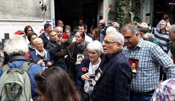 Cumartesi Anneleri’nin 705. haftası da polis ablukasında geçti