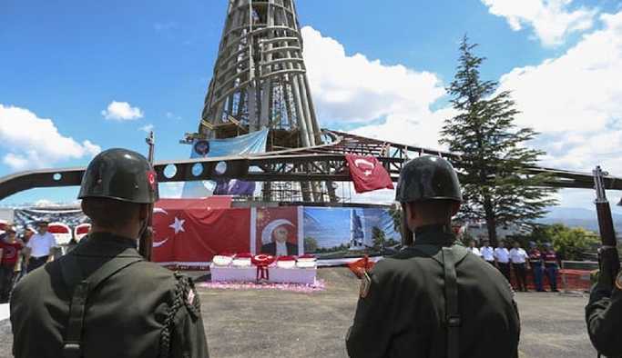 Demirel'e, Anıtkabir'den sonra ikinci büyük anıt