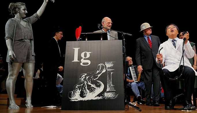 'Kendi kendine kolonoskopi çalışması' Ig Nobel Ödülü kazandı