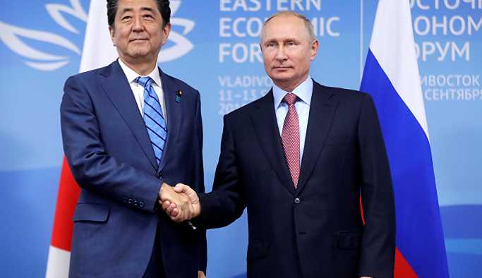 Putin'den Abe'ye: Bu yıl bitmeden bir barış anlaşması imzalayalım