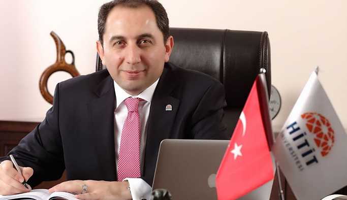 Rektörden aile üniversitesi savunması: 'Evlenmeyin' mi diyeyim?
