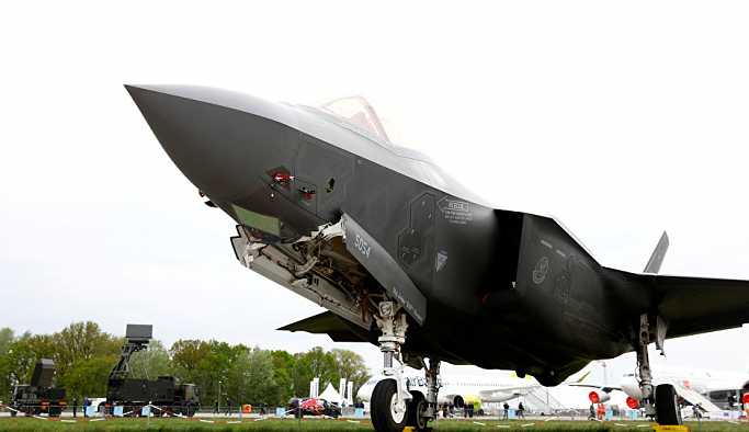 ABD'liler kuşkulu: F-35'lerin görünmezlik özelliği S-300'ler karşısında işe yarıyor mu?