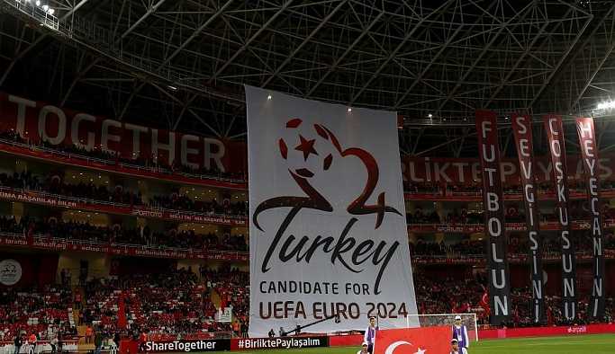 Fikret Orman: Ekonomik olarak büyük sıkıntılar çekilen dönemde TFF'nin işi sadece 2024 müydü?