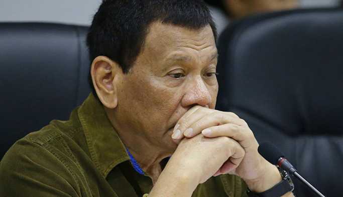 Filipinler lideri Duterte'nin kanser olmadığı açıklandı