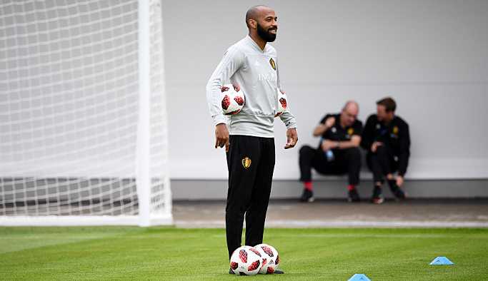 Henry, Aston Villa'ya doğru