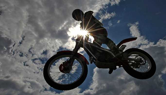 İlk kadın dünya motosiklet şampiyonu
