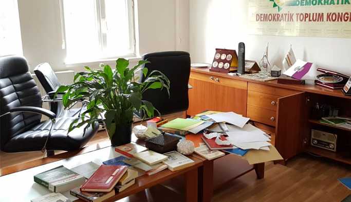 Siyasetçilere ve gazetecilere yönelik operasyon: 100 gözaltı