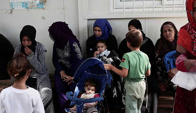 Yunanistan'da kayıt dışı mültecilerin sayısı artıyor: Türkiye'yi suçladılar