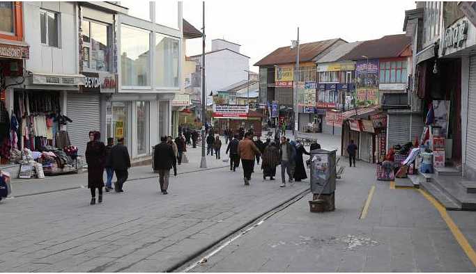 Ağrılı esnaf: İnsanlar çay içemeyecek kadar fakirleşti