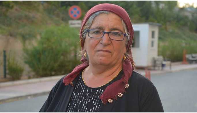 "Annem dışarı çıkma umudunu kaybetti"