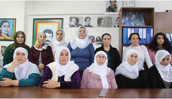 Barış Anneleri’nden Güven'e destek