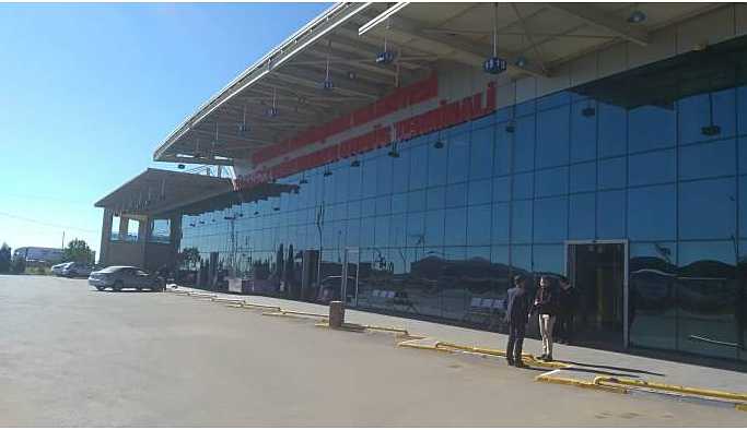 Belediyeye kayyum atanınca kavşak verdiler