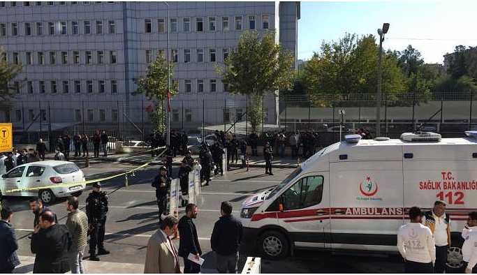 Diyarbakır Adliyesi önünde silahlı saldırı: 1 ölü, 1 yaralı