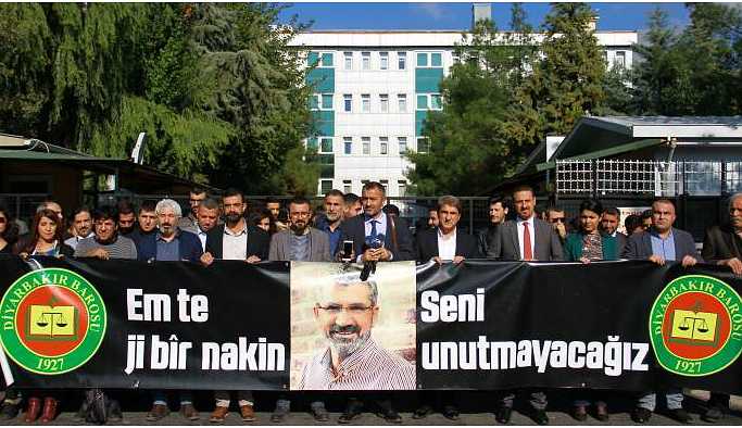 Diyarbakır Valiliği’nden baroya ‘kürsü’ uyarısı
