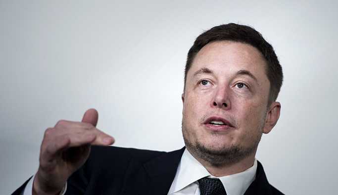 Elon Musk, Tesla Yönetim Kurulu Başkanlığı'ndan ayrıldı: Yeni isim Robyn Denholm