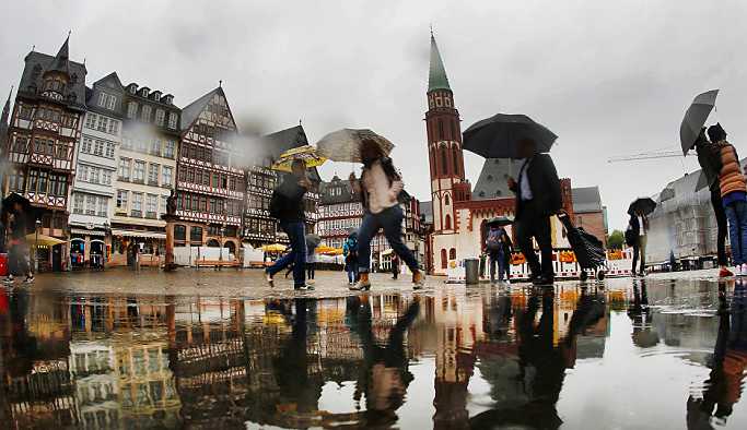 Frankfurt'ta hidroklorik asit sızıntısı