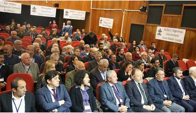 Keskin ve Türkdoğan yeniden İHD eş genel başkanlığına seçildi