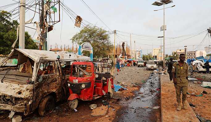Somali'de intihar saldırısı: 12 ölü