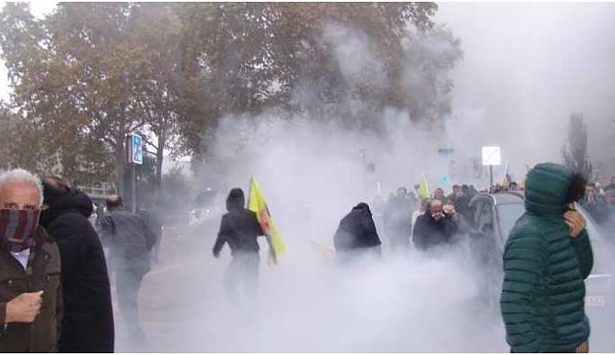 Strazburg'da Öcalan için yapılan eyleme müdahale
