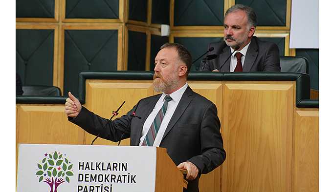 Temelli'den Erdoğan'a: Sen gel yolsuzlukları anlat