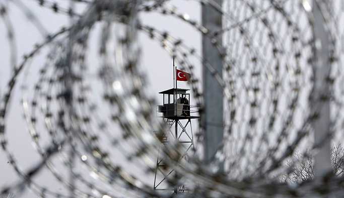 Türkiye'den Yunanistan'a iltica başvurusu 5 bin 786'ya çıktı