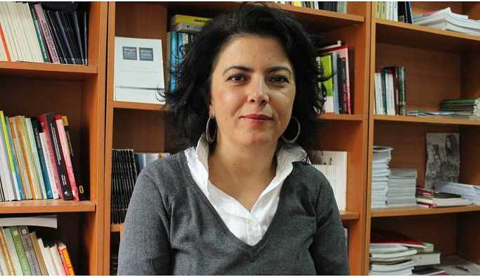 'Türkiye uluslararası sözleşmeleri imzalamada cömert uygulamada cimri'