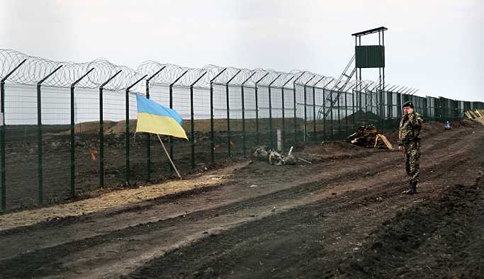 Ukrayna, sınır ihlalinde bulunan Ruslara ağır cezai yaptırımlar getirdi