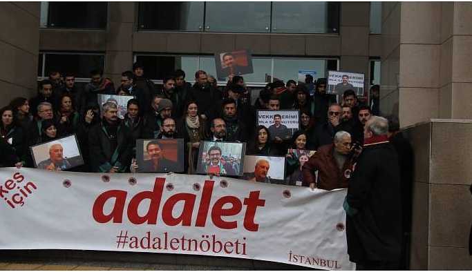 Adalet Nöbeti’nden ‘hukuk ve kanuna uyun’ çağrısı