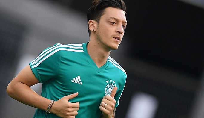'Ali Koç, Mesut Özil için tüm imkanları seferber edecek'
