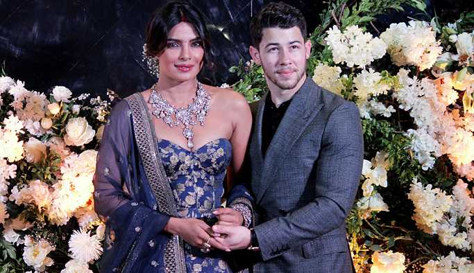 Bollywood oyuncusu Priyanka Chopra ve Nick Jonas ikinci kez düğün yaptı