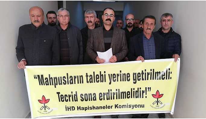 Cezaevi önündeki açıklamaya izin verilmedi
