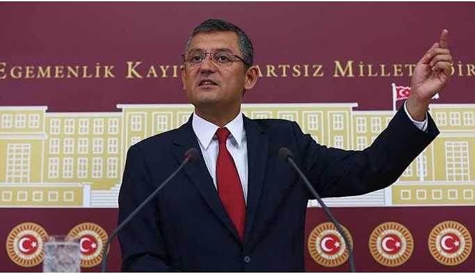 CHP'li Özel: Beni asteğmen kendisini de Genelkurmay Başkanı sanıyor