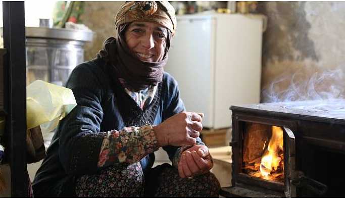 Doğal yaşamı terk etmiyor