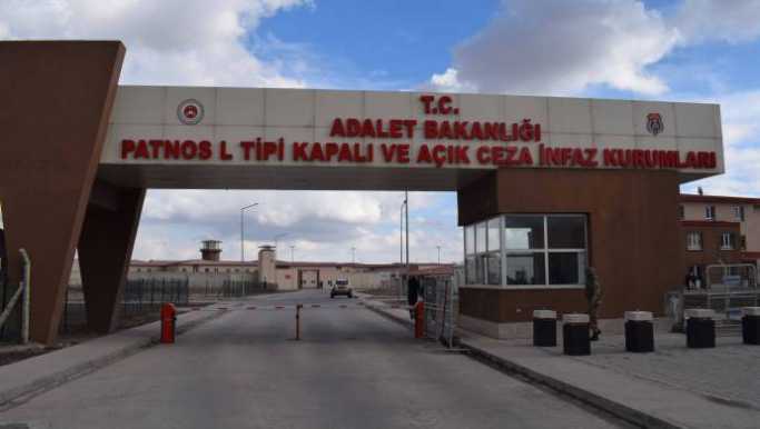 Hasta tutukluya tedavi edilmeden sevk