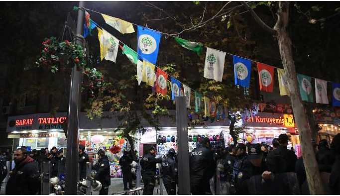 HDP Batman il binasına baskın: 28 gözaltı