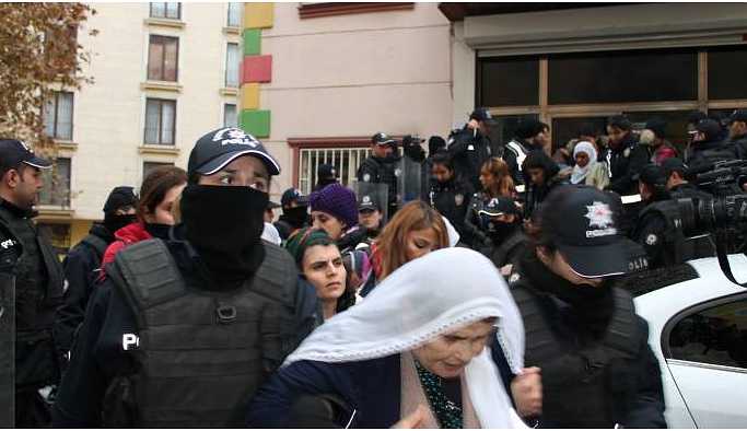 HDP Diyarbakır il binasına polis baskını: 25 gözaltı