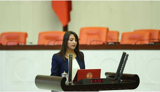 HDP’li Dağ: Kelepçesi açılan adli tutuklu kelepçeli siyasi tutukluları darp etti