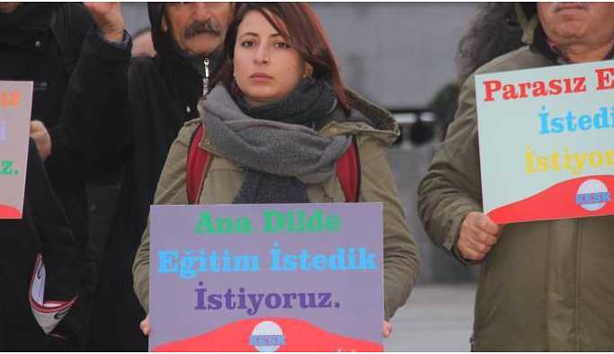 İhraç edilen KESK'liler: Kamu emekçileri işlerine iade edilsin