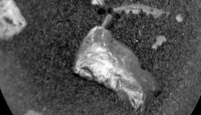 Mars’ta sıradışı parlak bir nesne bulundu