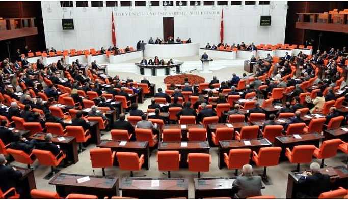 Meclis’te 17-25 Aralık yolsuzluk operasyonları tartışıldı