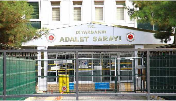 Savcı, parti binasına çağırmayı ‘halk mahkemesi’ olarak yorumladı