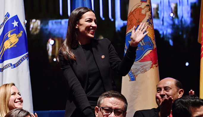 ABD siyasetinin parlayan yıldızı Cortez, yükselişini sosyal medyaya da taşıdı: Trump'ın ardından 2. sırada