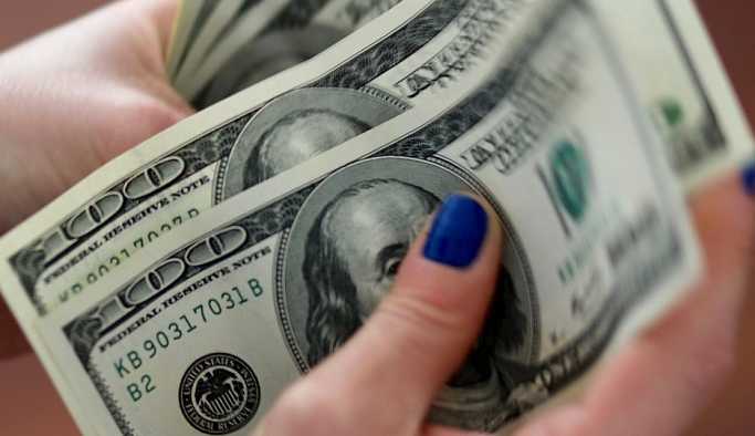 Akbank, düşük kurdan dolar sattı