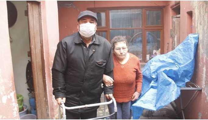 Belediye engelli çifti kış günü sokağa atmaya çalışıyor!