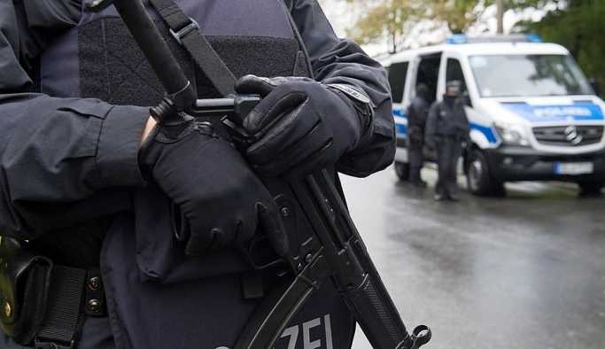 Berlin polis teşkilatı duyurdu: Memurumuzun kalbini çalan kadın aranıyor