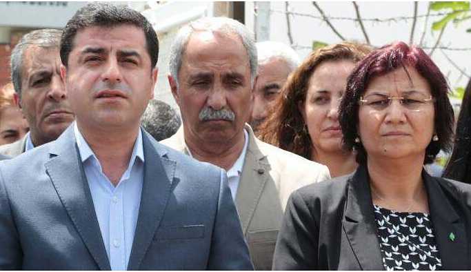 Demirtaş: Leyla Güven onurlu bir duruş sergiliyor