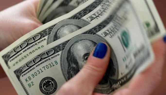 Dolar 2 ayın en düşüğünde