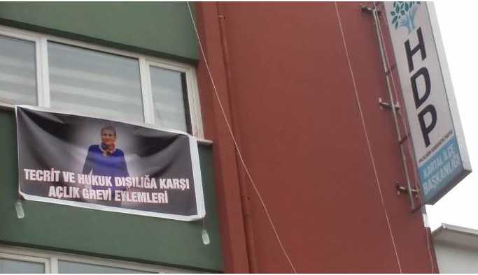 Gözaltına alınan ilçe eşbaşkanları serbest bırakıldı