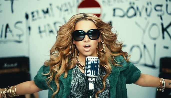 Hadise'den fotoğrafıyla ilgili açıklama